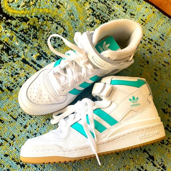 WORN ONCE Women’s Adidas Forum Mid Shoes White/Mint Rush